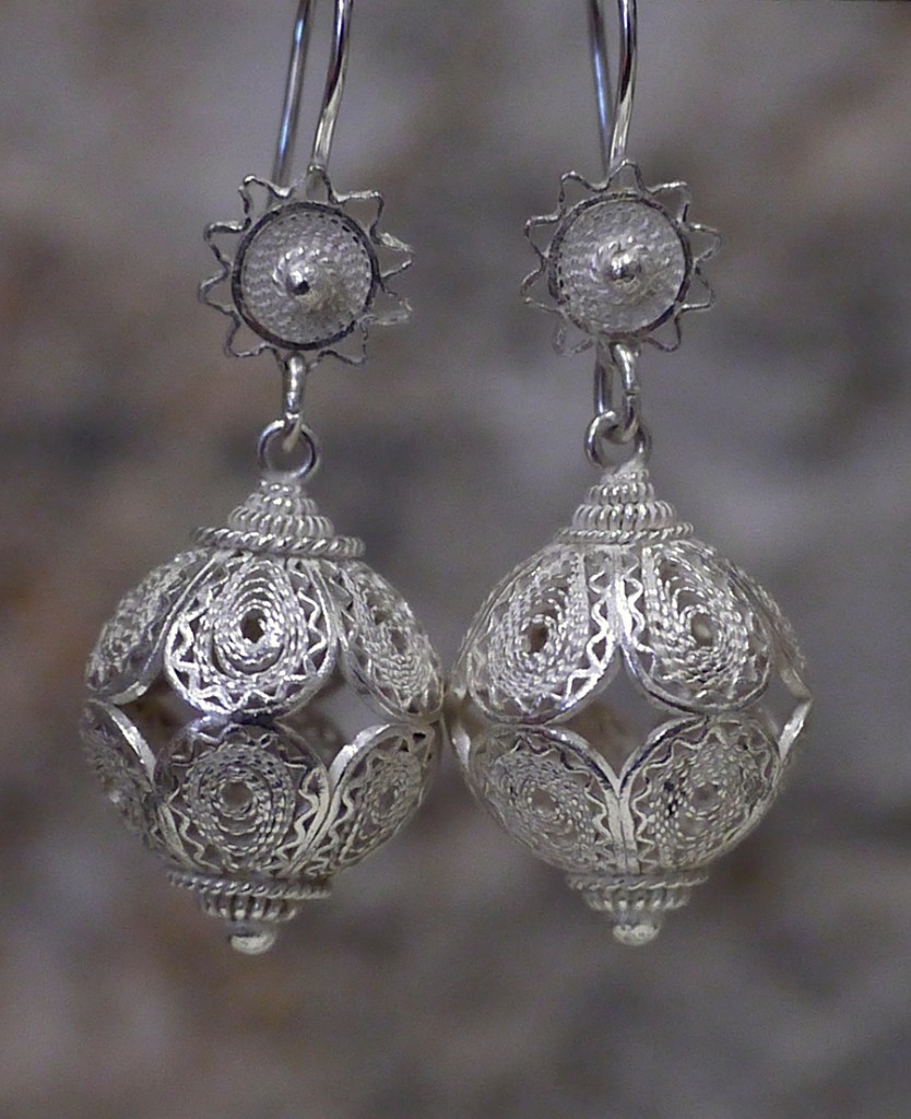 Zig Zage Filigree earrings